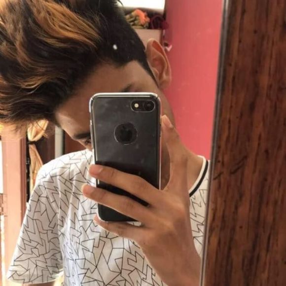 Meet your Posher, Numan - Picture 1 of 1